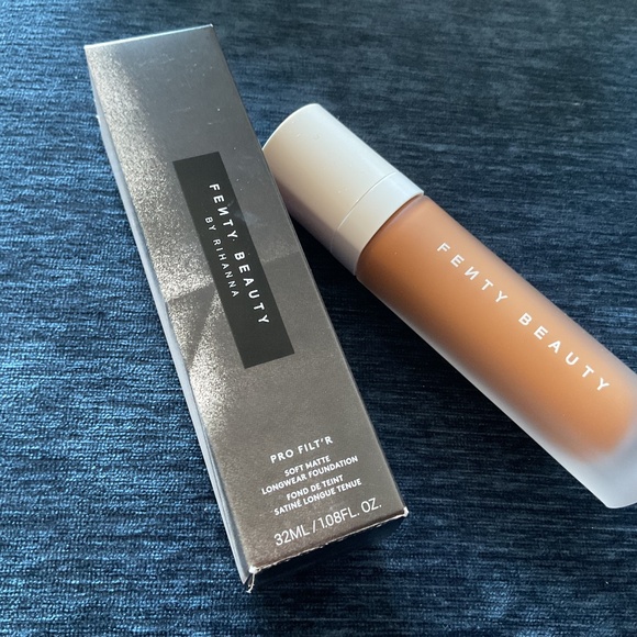 FENTY Beauty Pro Filt’R Soft Matte Longwear Foundation 425 - Picture 1 of 2